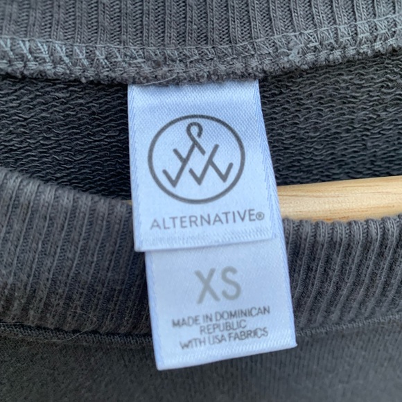 Alternative Apparel grey high-low hem sweatshirt size XS - Picture 4 of 4